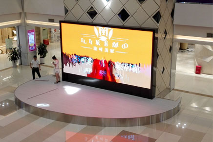 成都富森美家居創(chuàng)意設計中心戶內T4